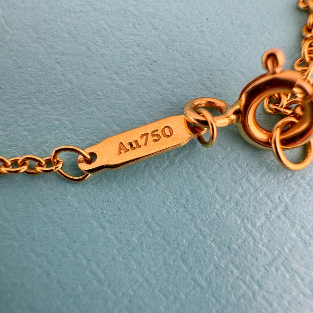 Tiffany & Co. 18k Knot Pendant Necklace in Yellow Gold - Picture 7 of 9